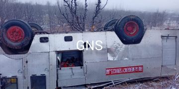 Fire Engine Turns Upside Down On Way To Put Out Fire in Baramulla Village; 4 Firefighters Among 5 Suffer Injuries