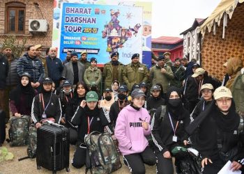 First Batch of Bharat Darshan Tour 2024 Arrives At DPL Srinagar