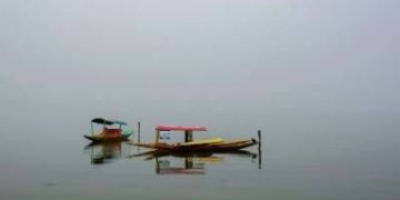 Night temp stays below freezing point in Kashmir, minus 3.0°C in Srinagar
