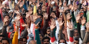 Lok Sabha Elections: DEO Kupwara Mandates 3-Day Prior Permission To Hold Political Rallies/Meetings in District