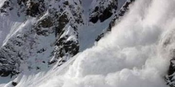 JK-DMA Issues Avalanche Warning for Multiple Districts