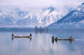 MeT forecasts light to moderate rain, snow; night temp drops at most places in Kashmir
