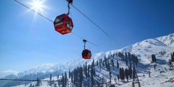 Night temp drops in J&K; Gulmarg coldest at minus 2.5°C