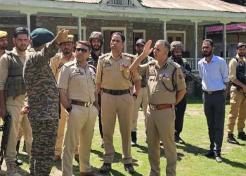 Assembly Election 2024: DIG NKR, SSP Kupwara Visit Forward Area Keran to Assess Security Situation