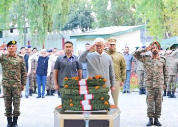 LG Pays Homage To TA Soldier Who Lost Life In Anantnag