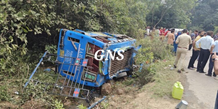 26 Nursing Students Injured In Road Accident In Udhampur
