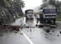 Traffic Suspended After Landslide At Peer Ki Gali On Mughal Road
