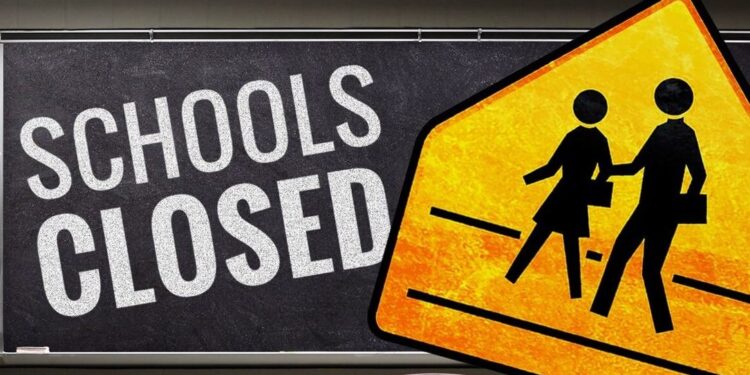 Schools Closed In Ramban, Kishtwar Today Amid Heavy Rain; Online Classes Ordered